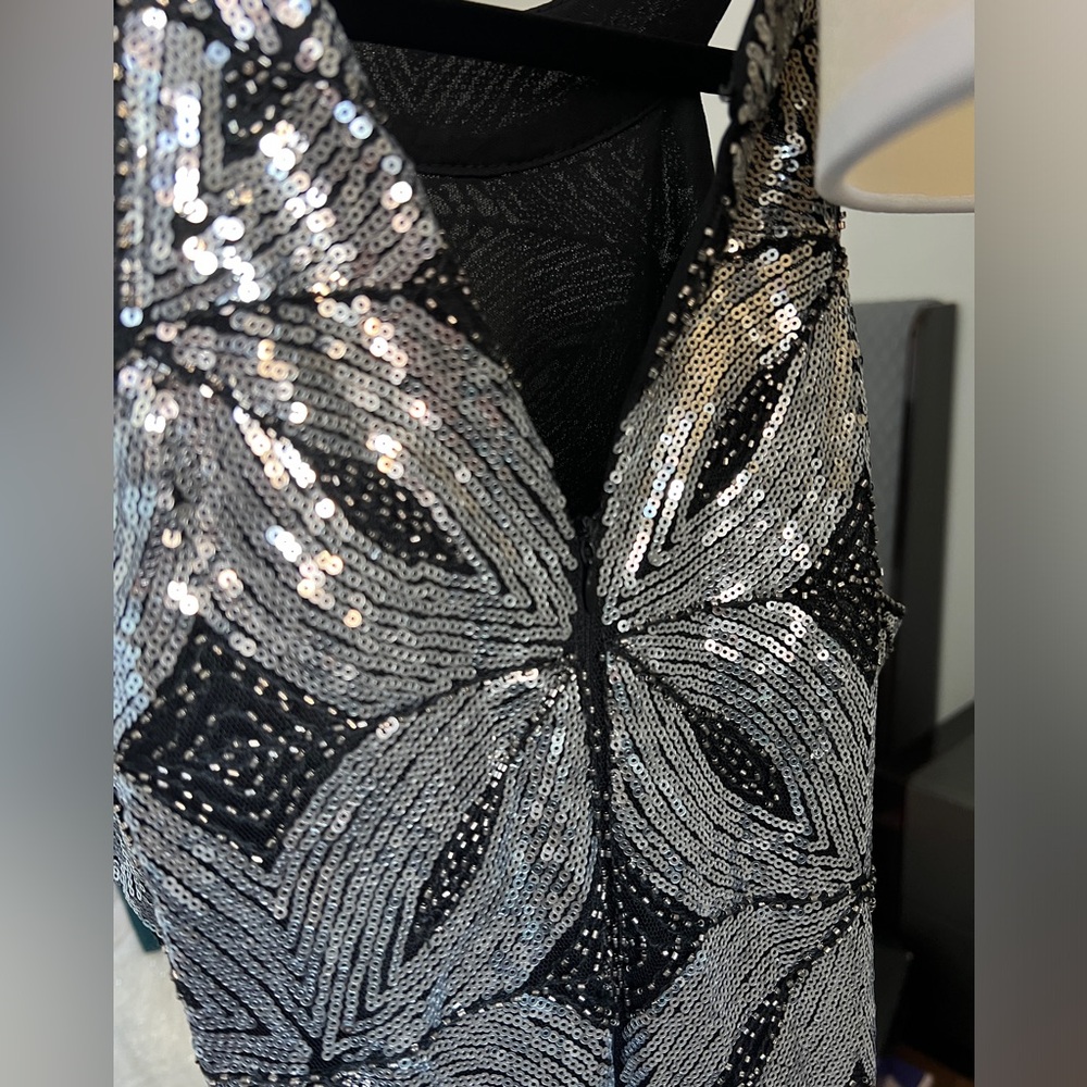 NWT 1920s glamorous fully sequined cocktail Gatsby party dress | XS - Picture 4 of 4